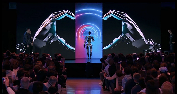特斯拉人形机器人“擎天柱”Optimus原型亮相，售价或低于2万美元